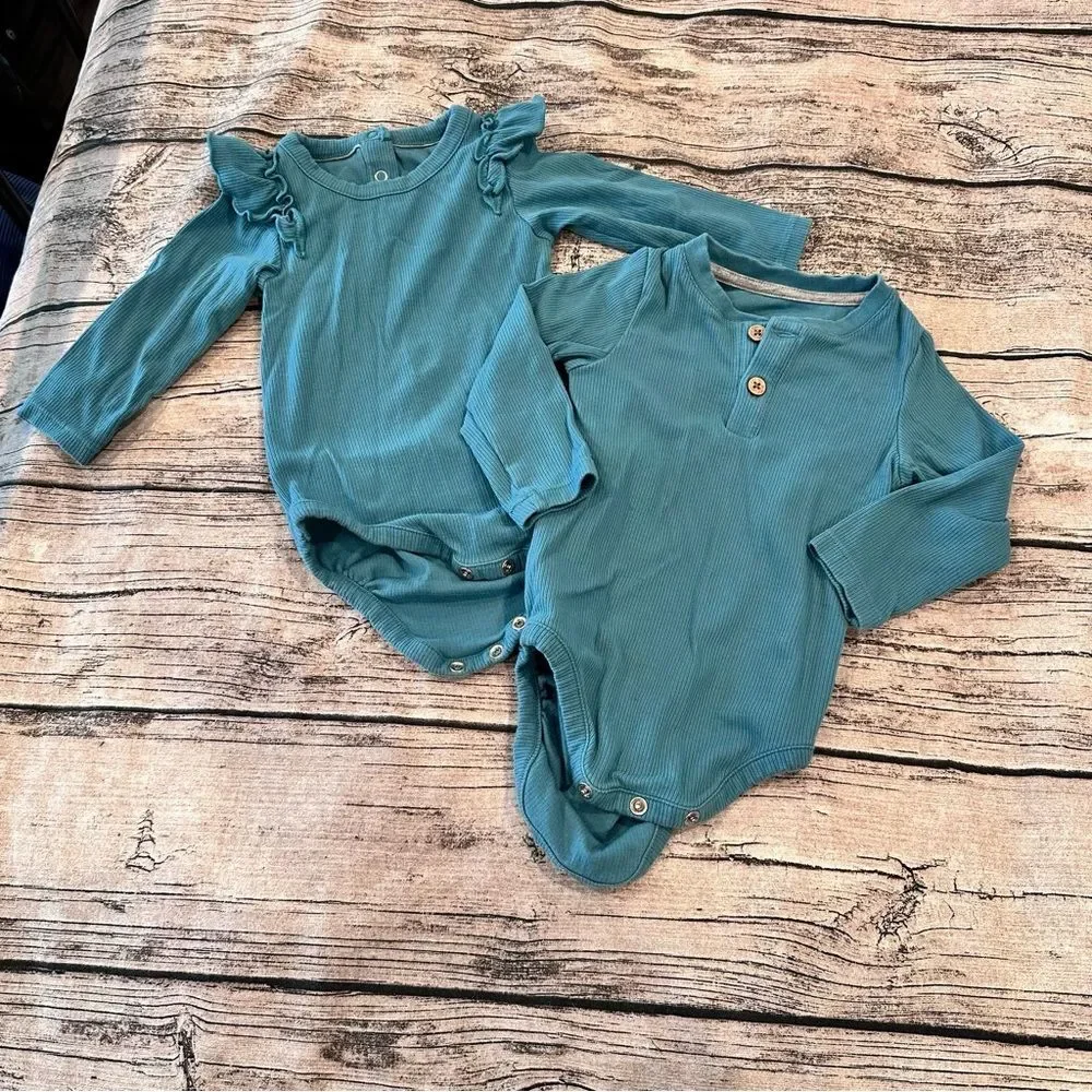 Lot of 2 Ruffle Butts/Rugged Butts Teal Ribbed Onesies; 1 Henley, 1 Ruffled 6-12